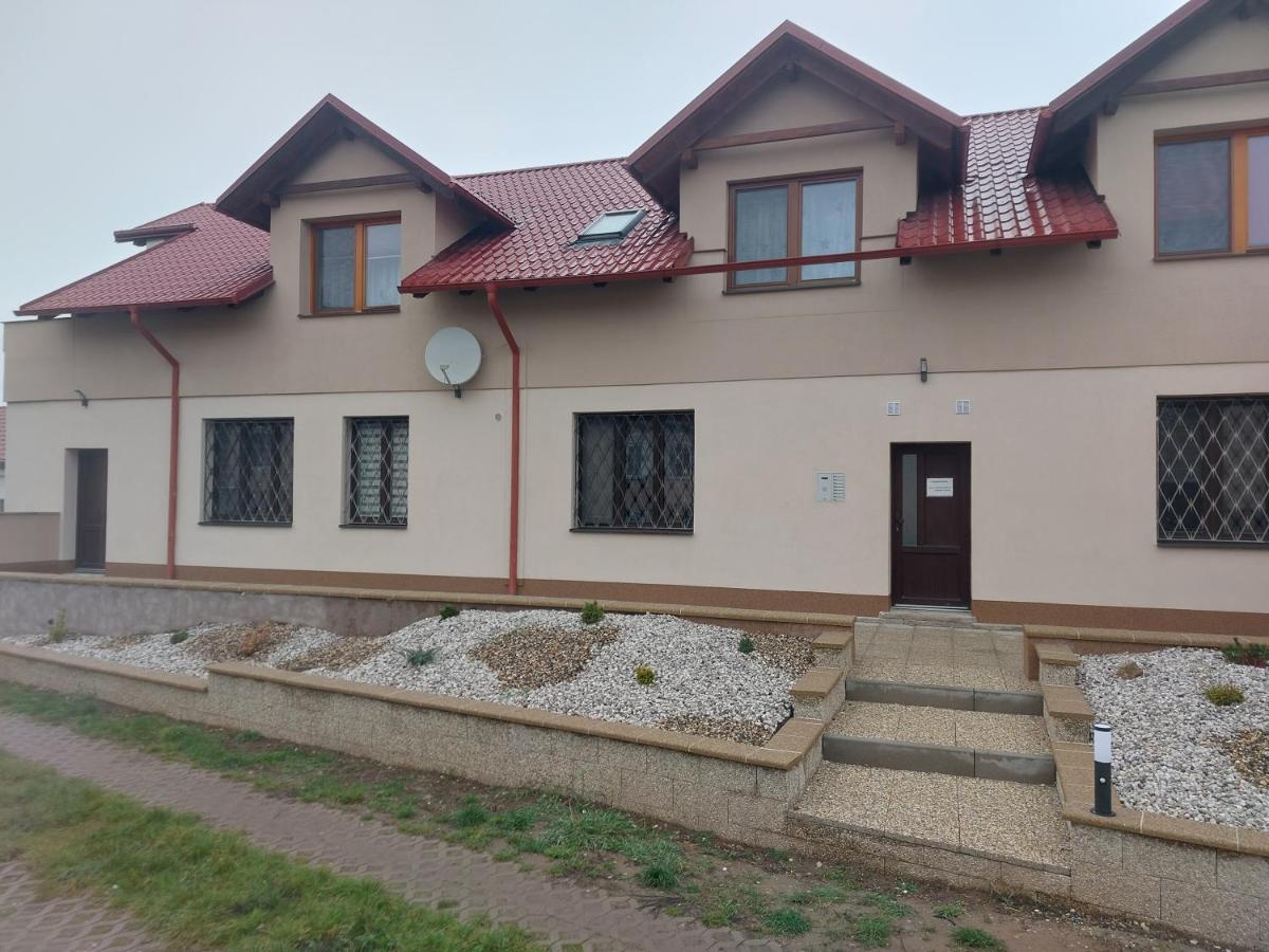 Penzion Tosa Klásterec nad Ohrí Exterior foto